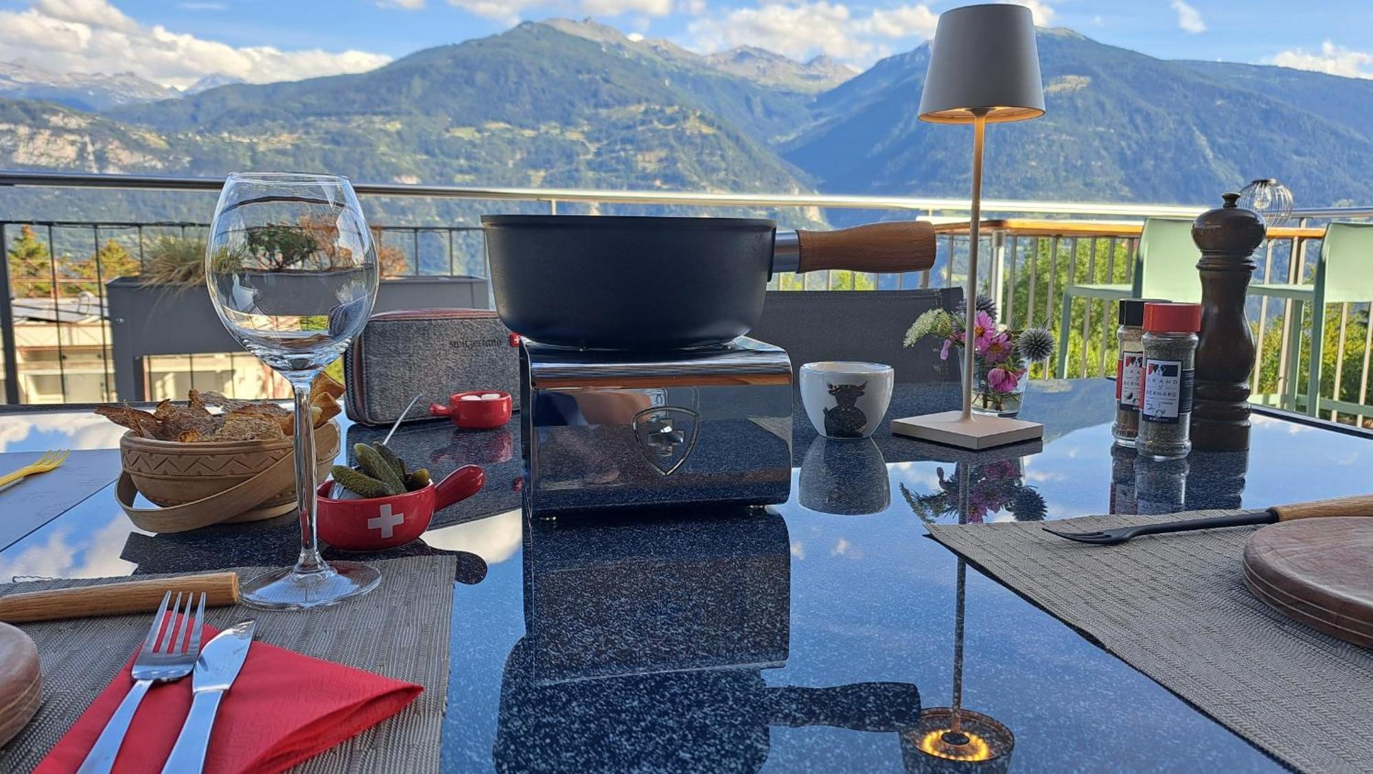 Chalet Diognysos B&B, Boutique Hotel & Wellness Crans-Montana Exterior photo